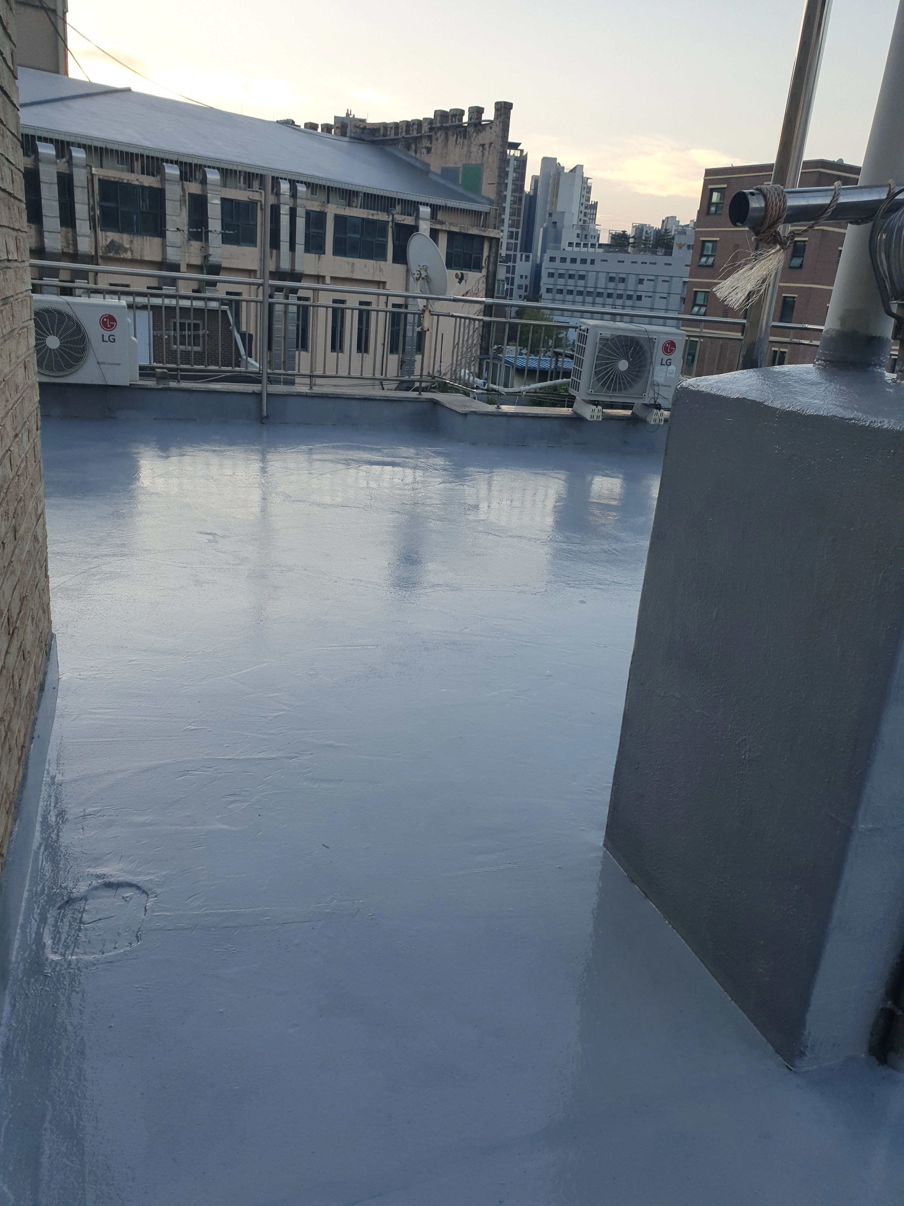 옥상 누수 시공 현장 이미지 2